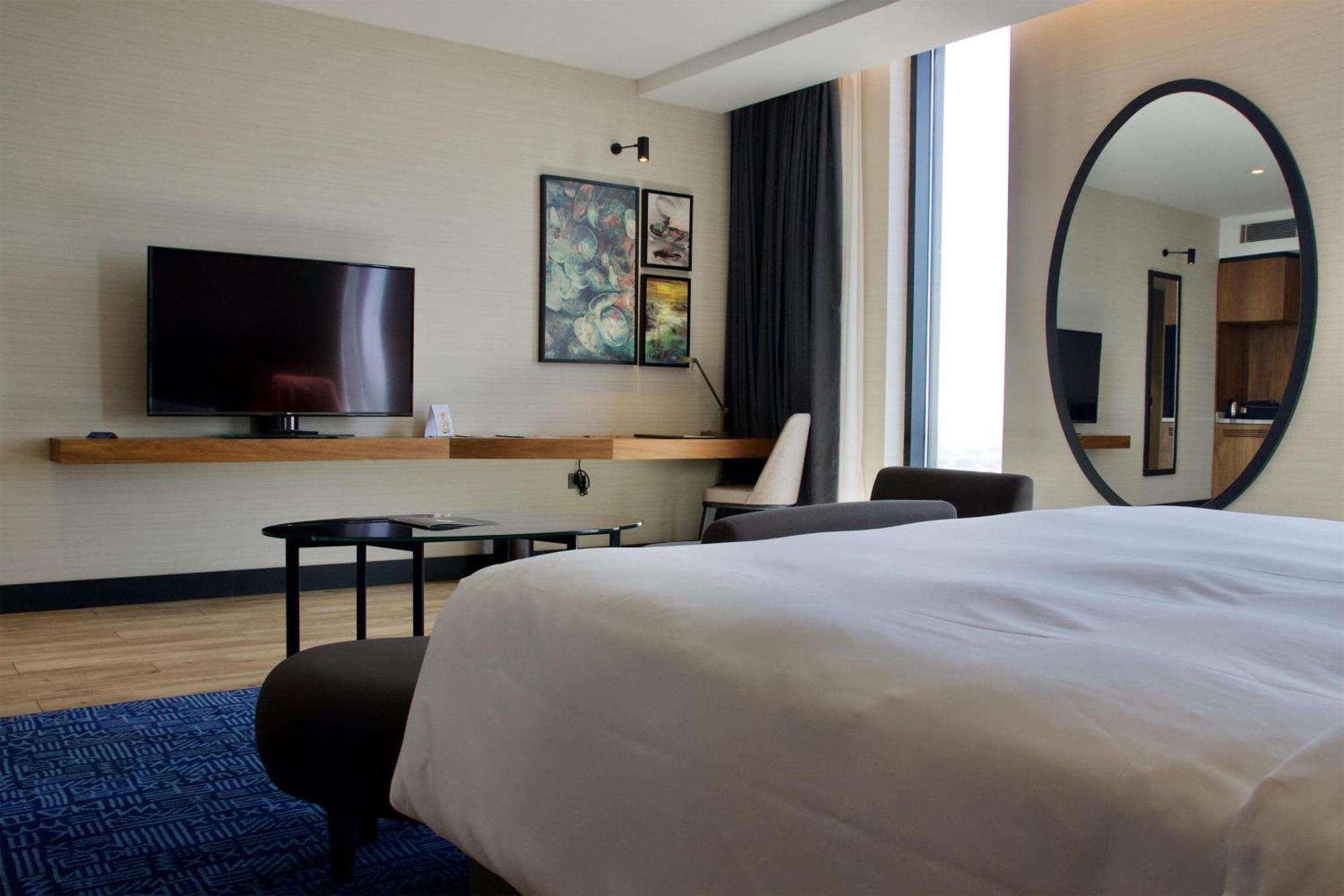 Radisson Blu Hotel & Conference Center, Ниамей Экстерьер фото